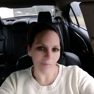 Meet your Posher, Cassandra